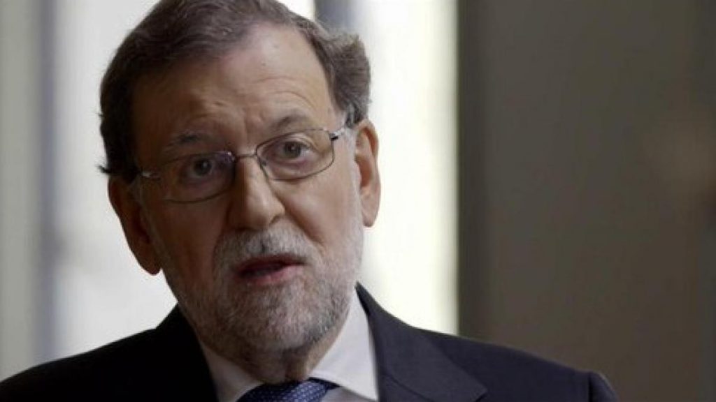 Rajoy asegura que el Congreso se ha convertido en "un circo" tras el 15-M y estallaron nuevas fiestas