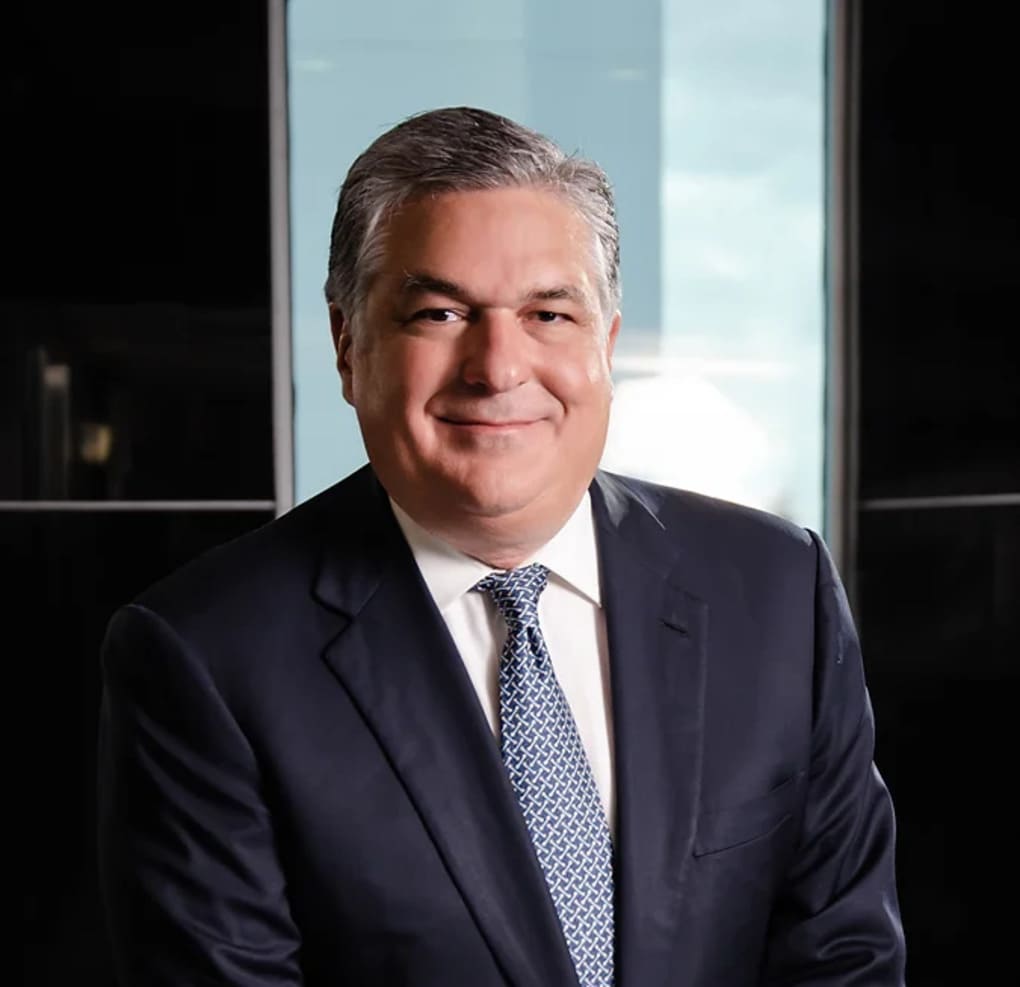 Francisco Martinelli impulsa normativas para energías limpias en Panamá